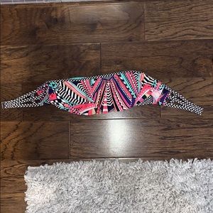 Bandeu bathing suit top